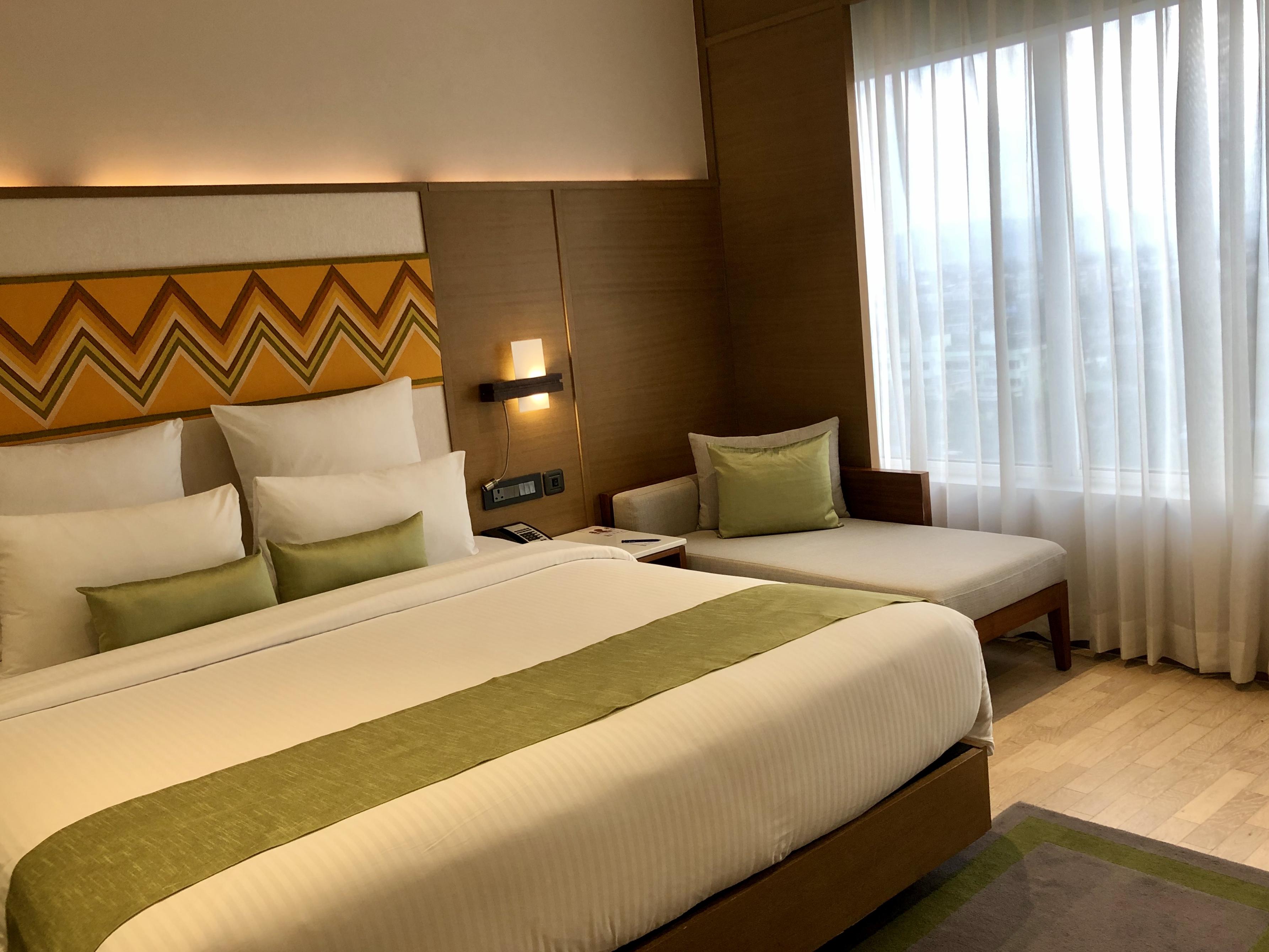 Hotel Novotel Gs Road 5*