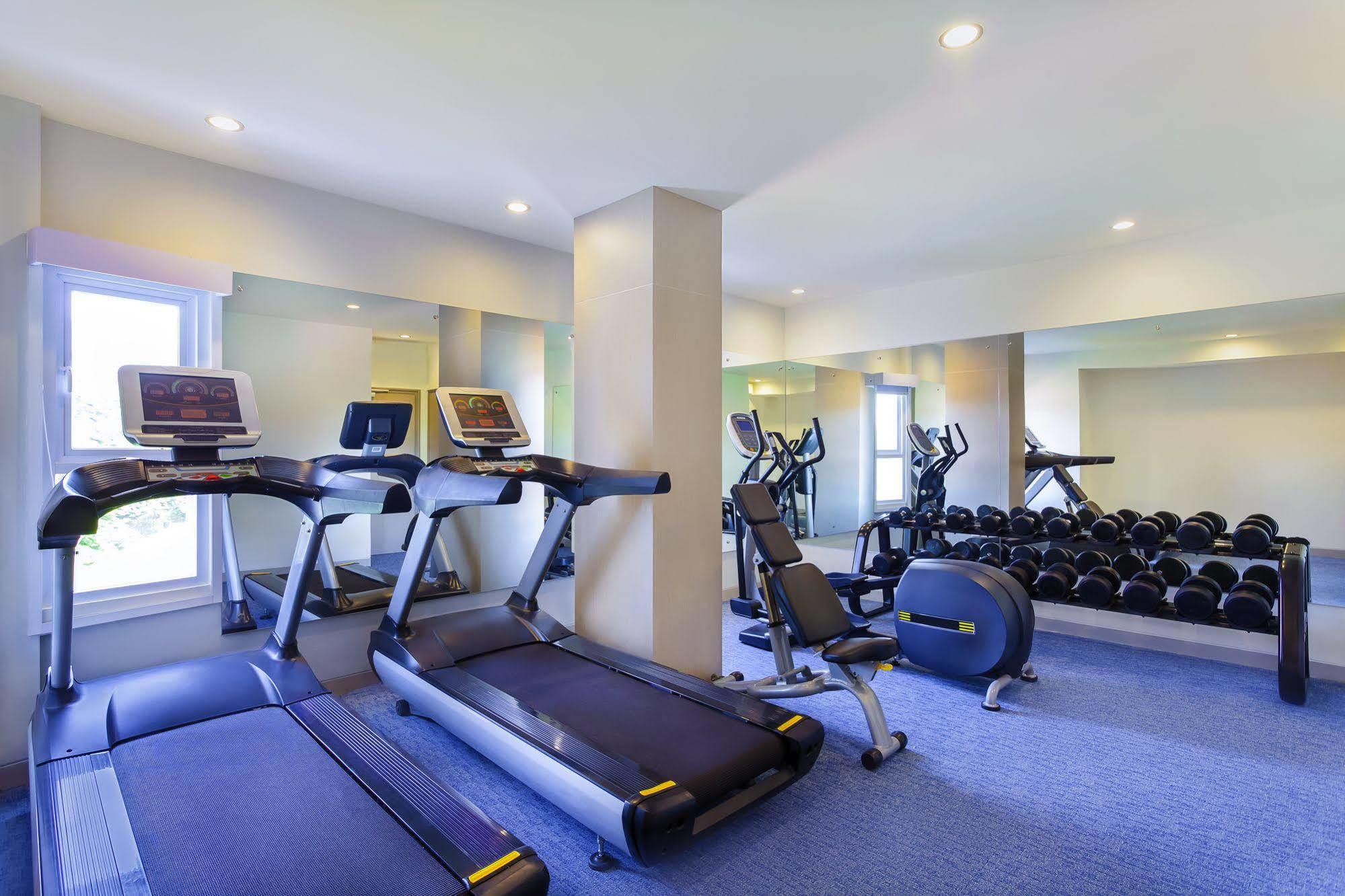 Novotel Gs Road Hotel 5*